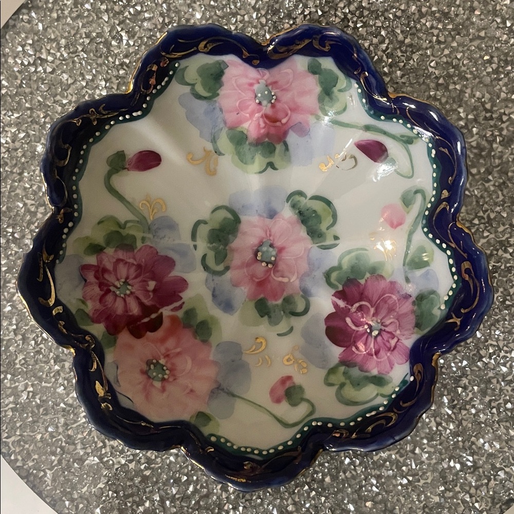 Vintage LOTUS FlowerJapanese Ceramic BOWLS(5) - Picture 8 of 12